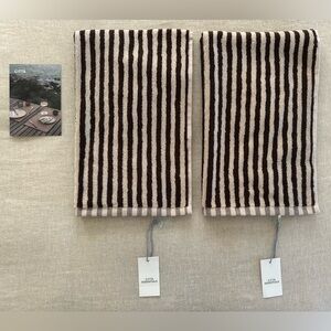 NEW Citta Wide Stripe Cotton Hand Towels . a set of 2